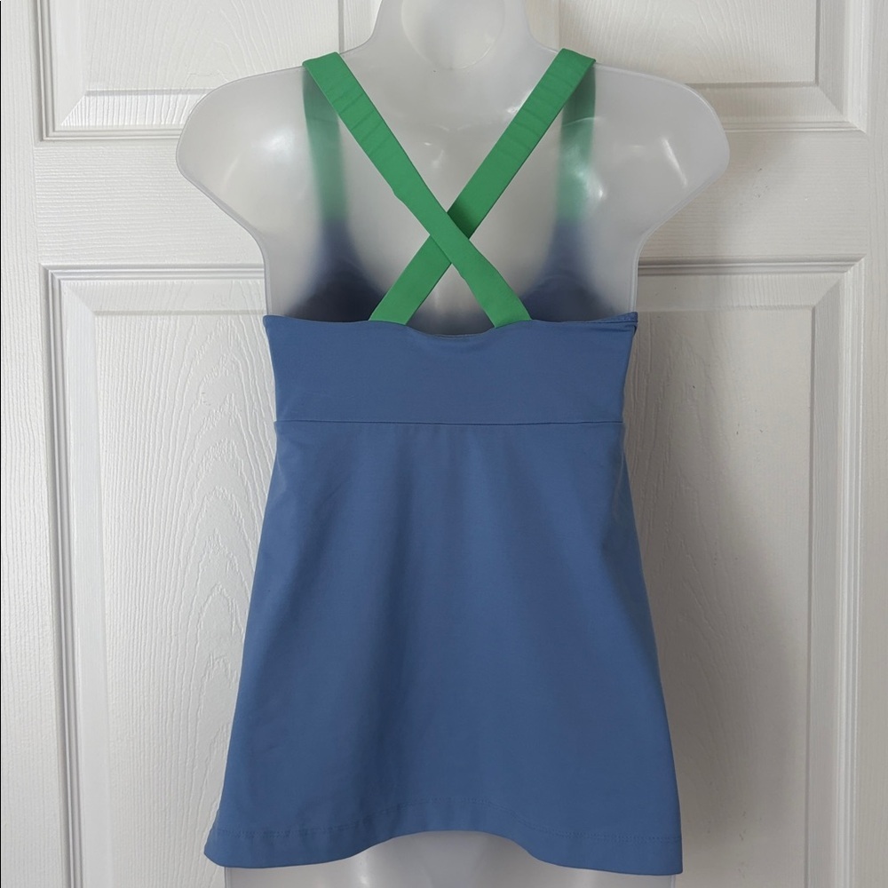 Patagonia Women's Light Blue Top Innerspace Fitness Workout Tank Top size Small - Picture 6 of 13